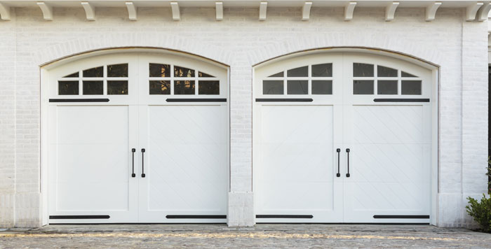 Garage doorinstallation Bridgeport CT